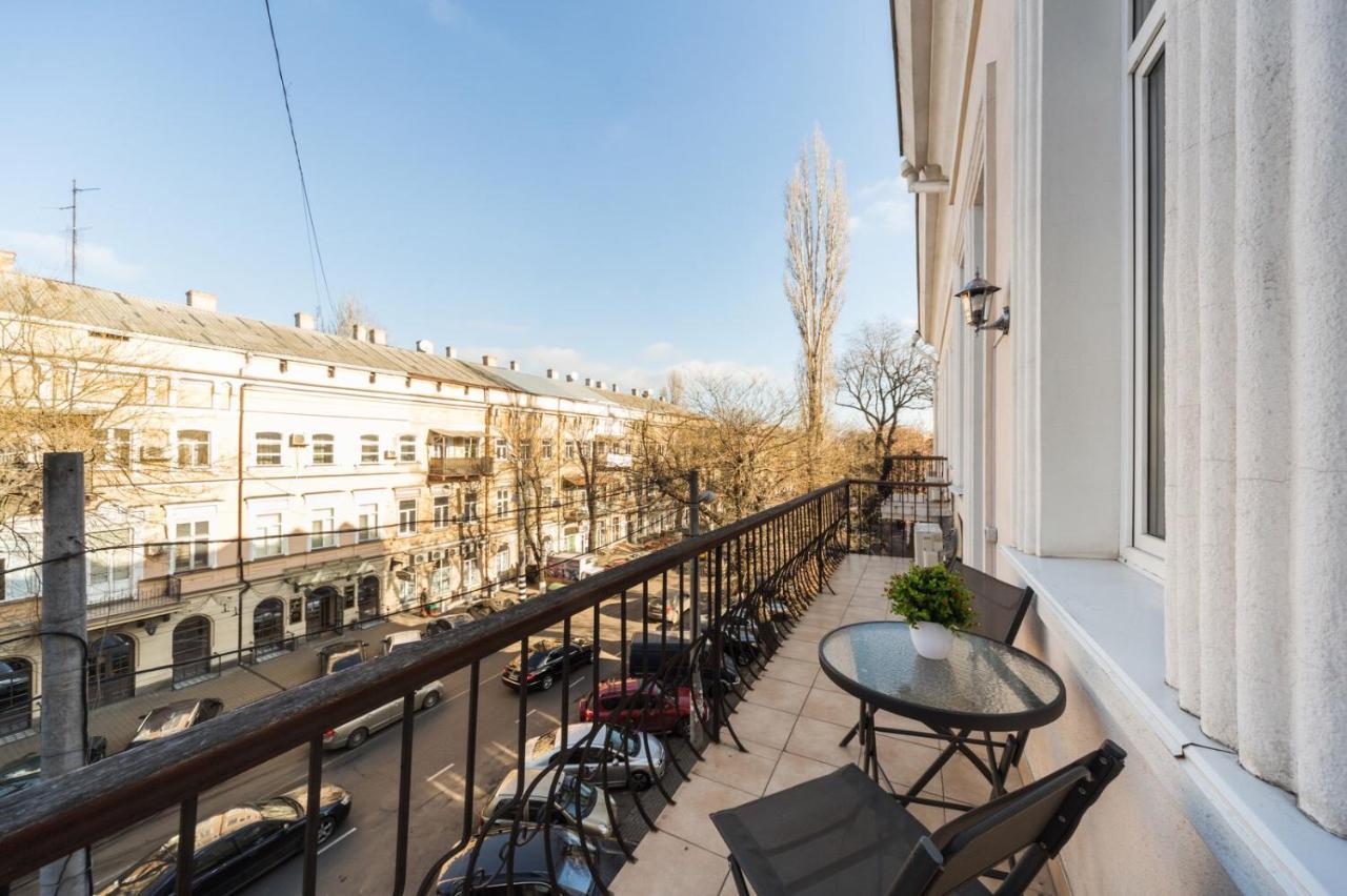 New Luxury Apartment Troitskay Odessa Exteriör bild